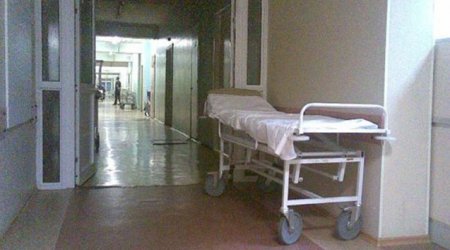 Qaçaq Nəbi küçəsində arvad ərini bıçaqladı