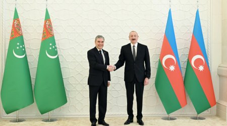 İlham Əliyev Bakıda Qurbanqulu Berdiməhəmmədovu belə qarşıladı – FOTO/VİDEO