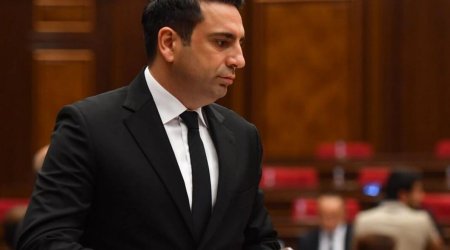 Alen Simonyan boşandı – 25 yaşlı modellə sevgilidir