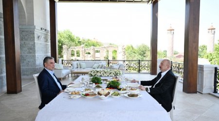 İlham Əliyev və Berdiməhəmmədov Şuşada birgə nahar etdilər - FOTO