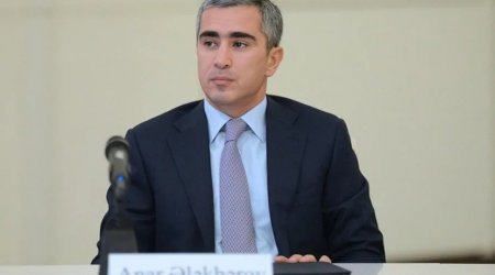 Prezidentin köməkçisi Qiyaslı məscidindən PAYLAŞIM ETDİ - VİDEO