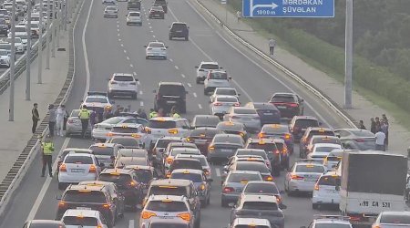 Avtomobil piyadanı vurdu - Buzovna-Mərdəkan yolunda tıxac yarandı