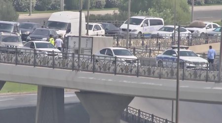 "Koroğlu” körpüsünün üzərində qəza: SIXLIQ YARANDI – FOTO