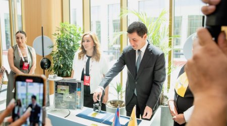Milli mətbuatın 150 illiyinə həsr olunmuş POÇT MARKASI dövriyyəyə buraxıldı - FOTO