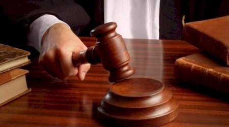 Qadını çılpaq fotoları ilə hədələyən şəxsə CƏZA VERİLDİ
