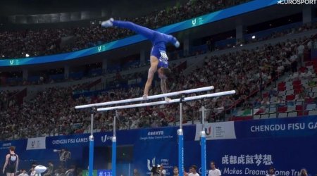 Gimnast yarış zamanı yıxılaraq komaya düşdü