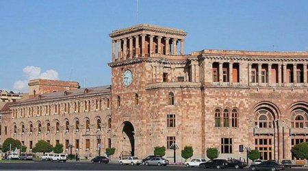 Paşinyan sözündən dönmür - Ermənistanda vəziyyət GƏRGİNLƏŞİR