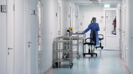 Qadın acıq edib evdən getdi: Qudalar arasında dava qanla bitdi