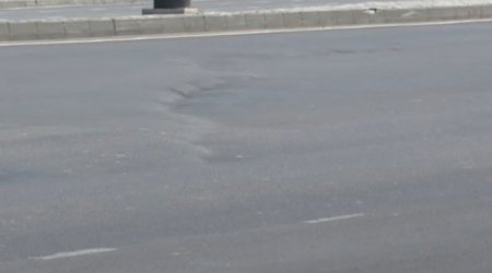 Bakıda yeni təmir edilən yol yenə çökdü – VİDEO