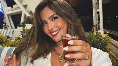 Van Dammın gəlini: “Mən azərbaycanlıyam və böyük çayxoram” – FOTO