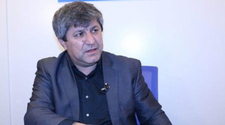 Əvəz Zeynallının kirli biznesi: “1 manatlıq yardım” ona nə üçün lazımdır?