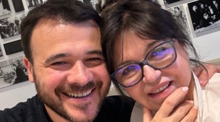 Eminin anasının İçərişəhər gəzintisi - FOTO