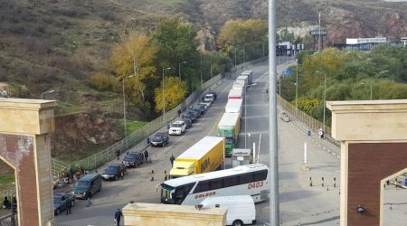 "Qırmızı Körpü” gömrük postunda 120 avtomobil gözləyir – RƏSMİ