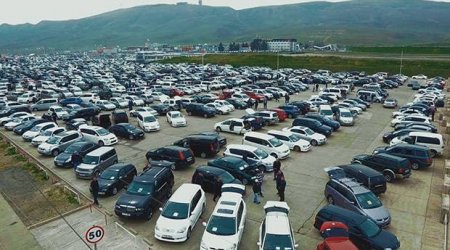 Avtomobil almaq üçün hansı şərtlər daha sərfəlidir: lizinq, yoxsa daxili kredit?