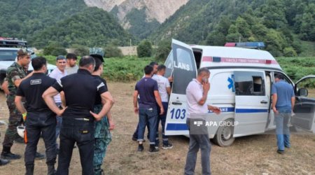 Qəbələdə çoban qayadan yıxıldı