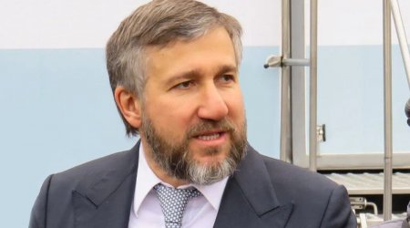 Bakıda gizli iş: Dövlət Dumasının deputatı, onun meneceri və Dubaya çıxarılan 25 milyon dollar - FOTO