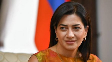 Anna Akopyan Ərdoğanın kitabını oxuyacaq? - FOTO