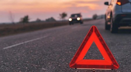 Kürdəmirdə yolu keçən piyadanı avtomobil vurub öldürdü - FOTO
