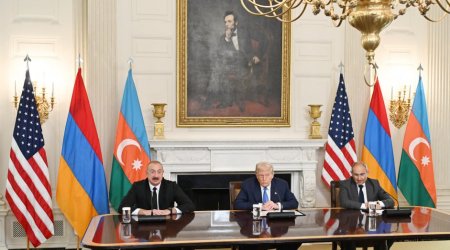 Ağ Evdəki mətbuat konfransının TAM VİDEOSU