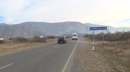 Şəkidə maşın aşdı - Xəsarət alan var