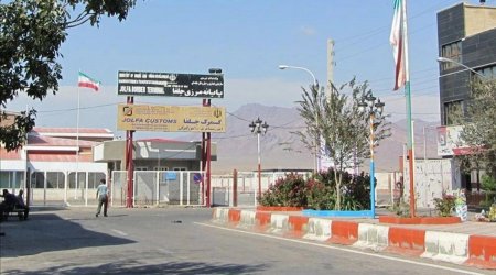 İran azərbaycanlı sürücülərdən "Tramp marşrutu"nun acığını çıxır: "Bizimlə heyvan kimi davranırlar"