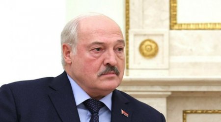 Lukaşenko Trampı Cənubi Qafqazda sülhün əldə olunmasındakı işinə görə TƏBRİK ETDİ