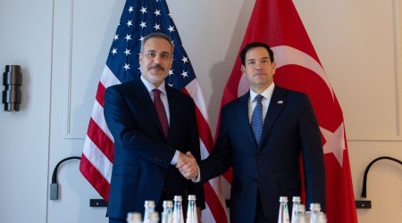 Hakan Fidan Rubio ilə Azərbaycan-Ermənistan sülh prosesini MÜZAKİRƏ ETDİ