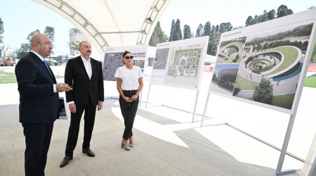 İlham Əliyev və Mehriban Əliyeva Gәncә Memorial Kompleksində - FOTO/VİDEO
