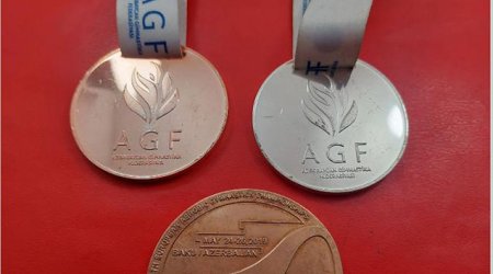 Azərbaycanda 3 medal satışa çıxarıldı - FOTO