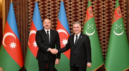 İlham Əliyevin Qurbanqulu Berdiməhəmmədovla təkbətək görüşü keçirildi – FOTO/VİDEO