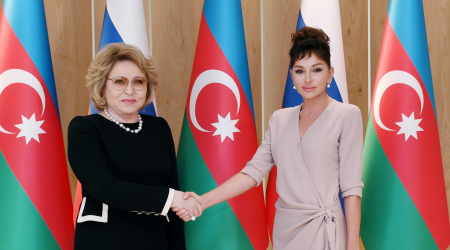 Valentina Matviyenko Mehriban Əliyevanı TƏBRİK ETDİ