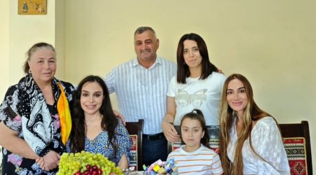 Leyla və Arzu Əliyevalar Şamaxıda – FOTO
