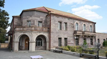 SON DƏQİQƏ: Xankəndidə qondarma rejimin bu binası da sökülür – FOTO/VİDEO