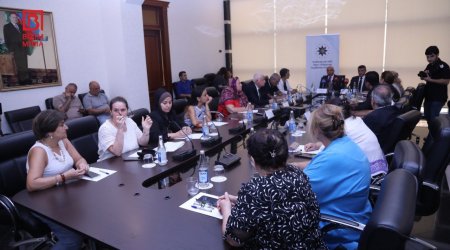 Azərbaycan Milli QHT Forumunda toy və yas mərasimlərinin sadələşdirilməsi müzakirə olundu - FOTO