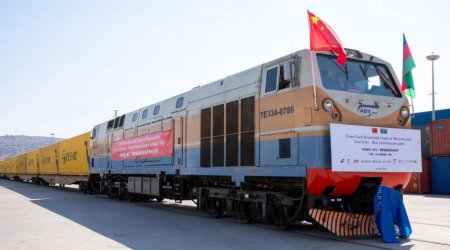 Çin–Avropa Dəmiryol Ekspres marşrutu üzrə 5 il: Bakı Yivudan gələn 237-ci qatarı qarşıladı – FOTO