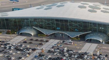 Bakı aeroportu taksilərlə bağlı məsələyə AYDINLIQ GƏTİRDİ: “Bəzən sərnişinləri aldadırlar”