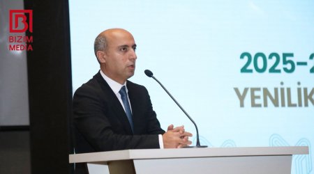 “Oturub uşaqlara normal dərslik yazmaq lazımdır” – Emin Əmrullayev