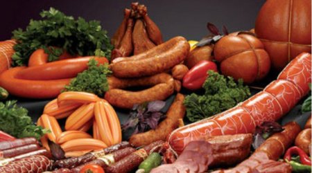 Azərbaycanda kolbasa istehsalı 1,5 % artıb