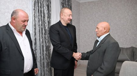 Prezident Xocavənd rayonunun Qırmızı Bazar qəsəbəsində - FOTO