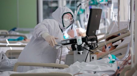 REKORD: 41 yaşlı amerikalı 776 gün COVID-19 xəstəliyi keçirib