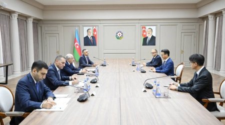 Əli Əsədov Beynəlxalq Konkisürmə Birliyinin prezidenti ilə görüşüb