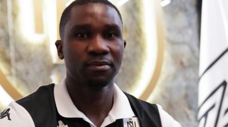 "Neftçi" yeni transferini AÇIQLADI