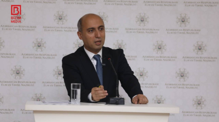 “Məktəblərdə pul yığılması halları var” - Emin Əmrullayev