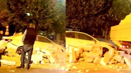 Yasamalda yük maşını idarəetmədən çıxdı - Avtomobillərə ziyan dəydi - VİDEO