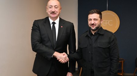 İlham Əliyev Zelenski ilə GÖRÜŞDÜ - FOTO/VİDEO