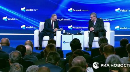 Putin ƏSƏBİLƏŞDİ: “Məni I Aleksandrla müqayisə etmək olmaz” - VİDEO