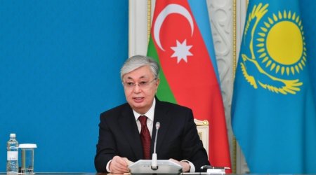Tokayev Bəxtiyar Vahabzadədən sitat gətirdi: "Türkün türklə ədavətə haqqı yoxdur" – VİDEO