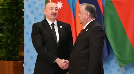 İlham Əliyev Düşənbədəki "Millət" sarayında belə qarşılandı - FOTO/VİDEO