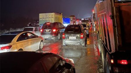 Bakı-Qazax yolunda ciddi tıxac - VİDEO