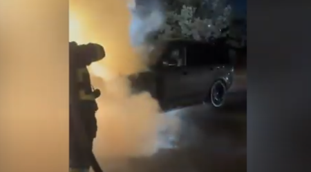 Bakıda “Range Rover” yandı – VİDEO